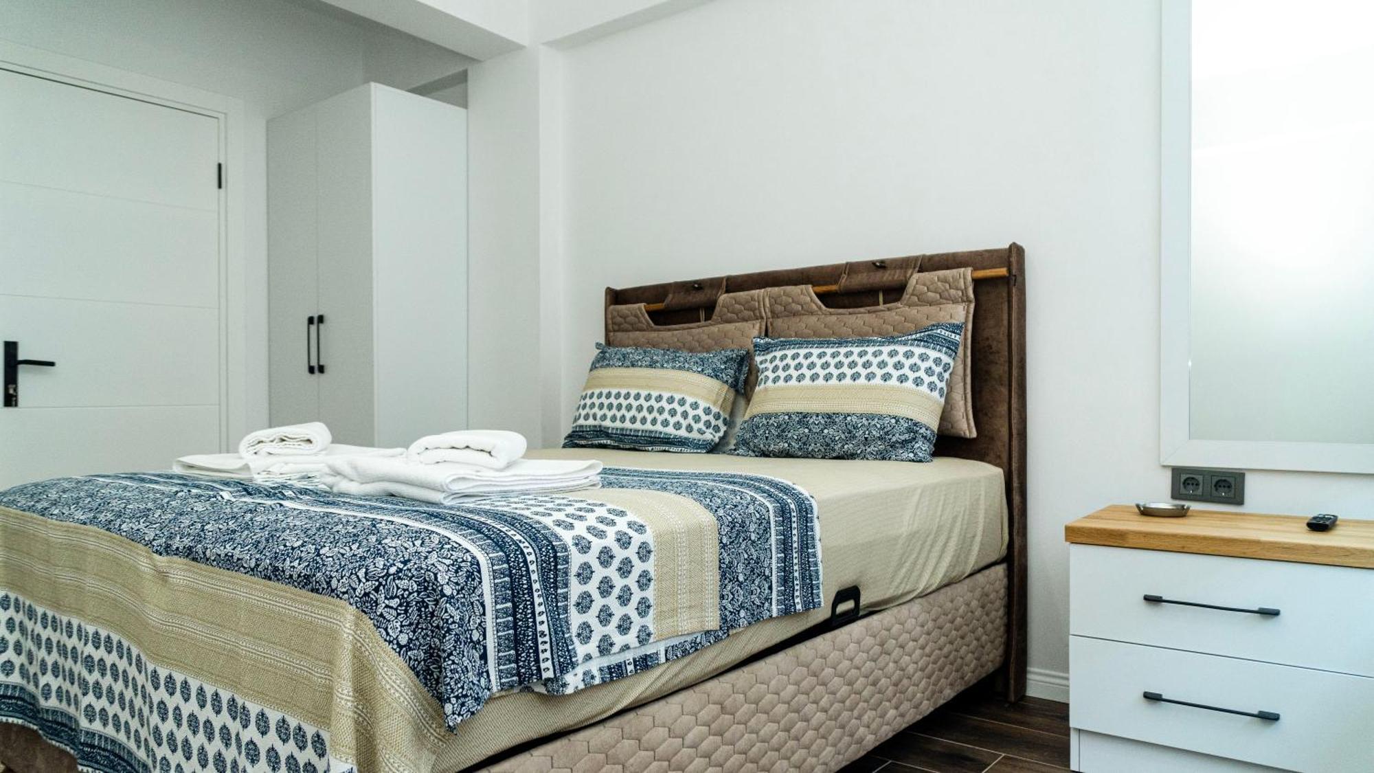 Port Marmaris Rooms Экстерьер фото