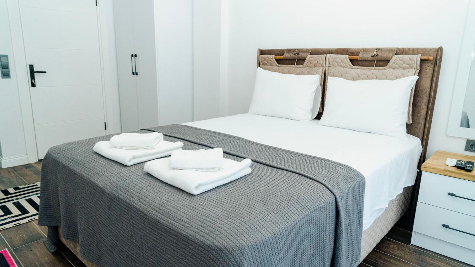 Port Marmaris Rooms Экстерьер фото